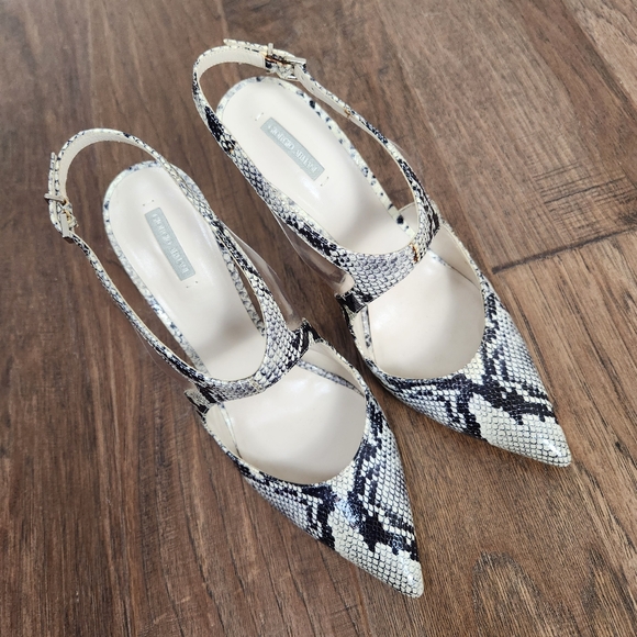 GIORGIO ARMANI snakeskin ankle strap heels - Picture 7 of 14